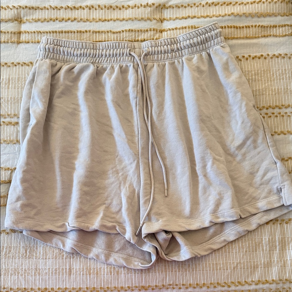 H&M Cozy Drawstring Lounge Shorts in Light Beige
